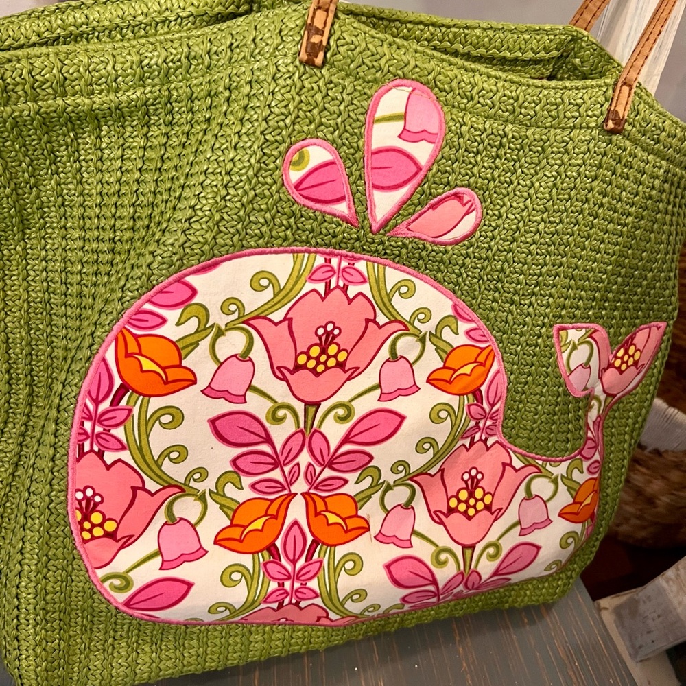 Vera Bradley Lilli Bell Seashore 
Straw Tote (Retired Tote) - Picture 5 of 11